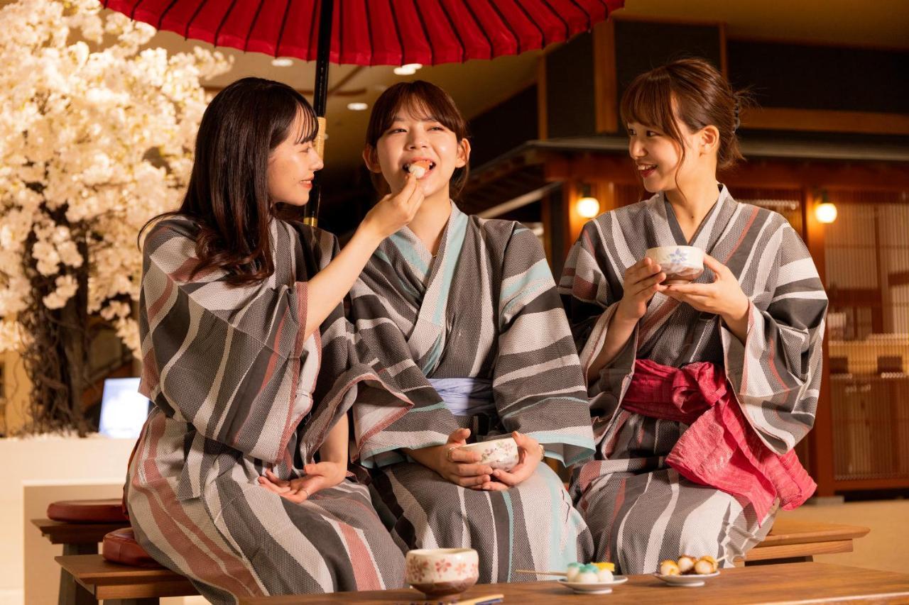 Yamanakaonsen Ohanami Kyubei Kaga  Buitenkant foto