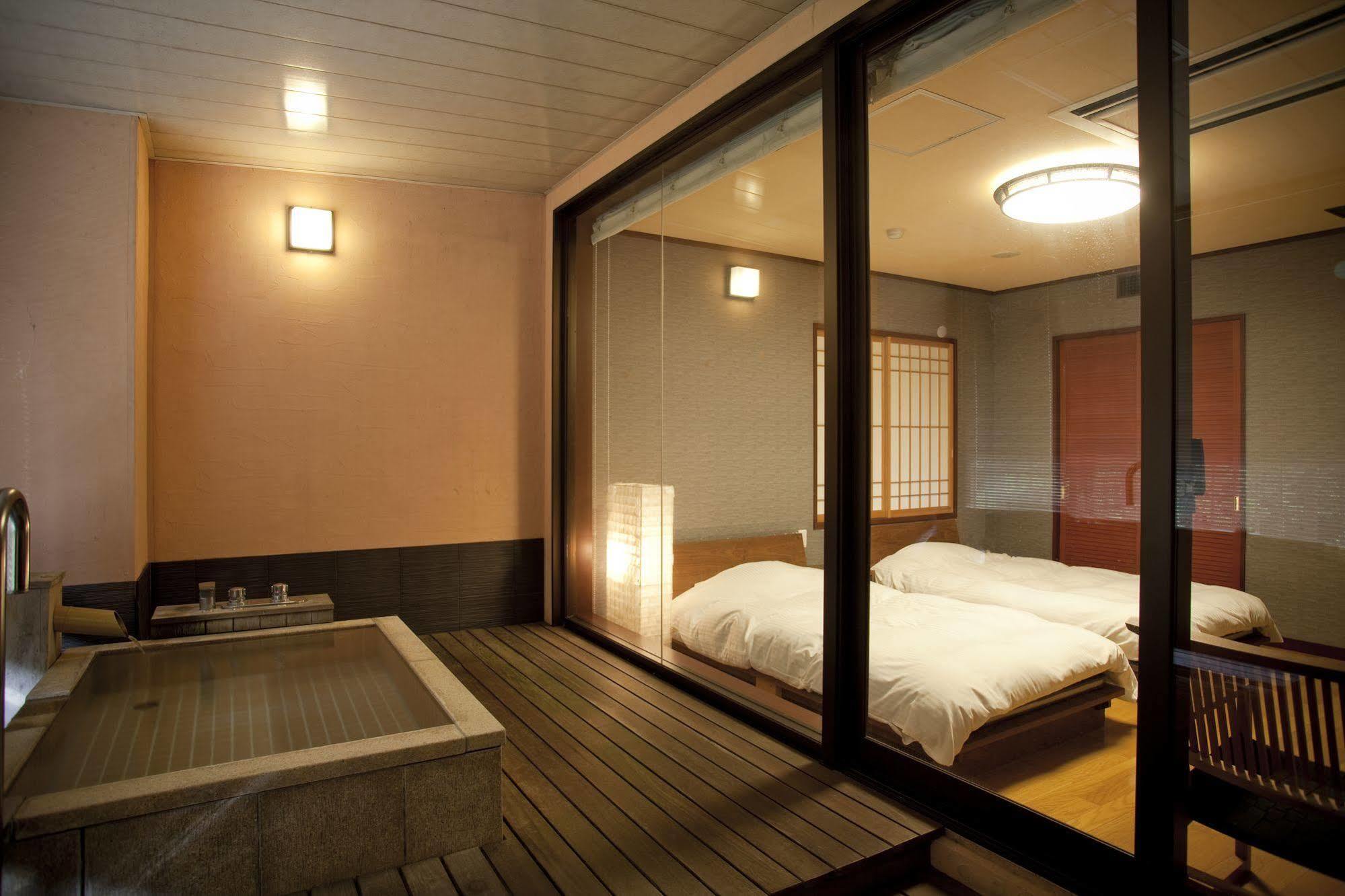 Yamanakaonsen Ohanami Kyubei Kaga  Buitenkant foto